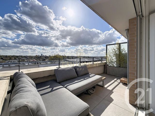 Appartement F2 à louer - 2 pièces - 65.47 m2 - NOISY LE GRAND - 93 - ILE-DE-FRANCE - Century 21 E.F.I.