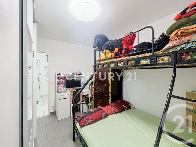 Appartement F3 à vendre - 3 pièces - 63.45 m2 - NOISY LE GRAND - 93 - ILE-DE-FRANCE - Century 21 E.F.I.