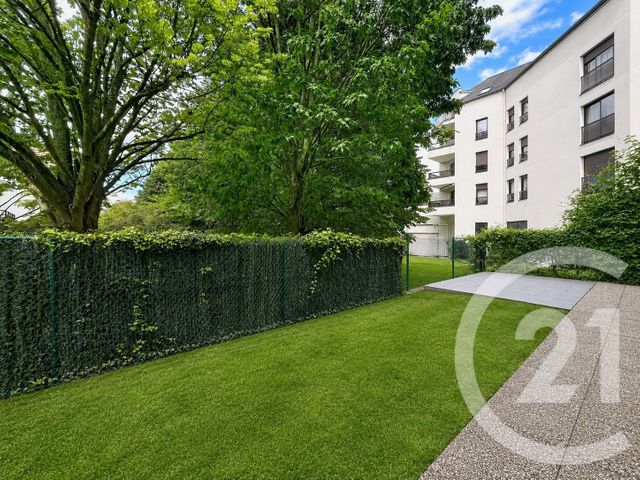 Appartement T2 à vendre - 2 pièces - 50.37 m2 - NOISY LE GRAND - 93 - ILE-DE-FRANCE - Century 21 E.F.I.