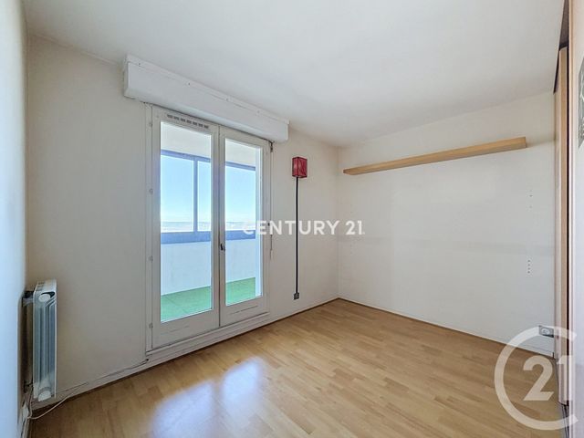 Appartement F3 à vendre - 3 pièces - 68.0 m2 - NOISY LE GRAND - 93 - ILE-DE-FRANCE - Century 21 E.F.I.