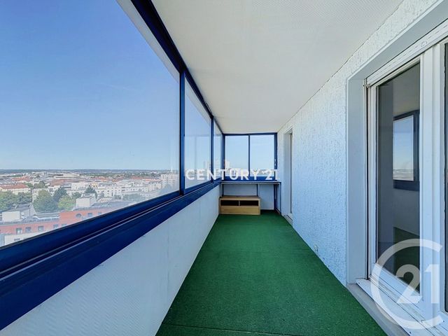 Appartement F3 à vendre - 3 pièces - 68.0 m2 - NOISY LE GRAND - 93 - ILE-DE-FRANCE - Century 21 E.F.I.