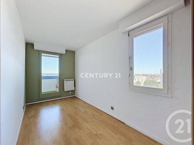 Appartement F3 à vendre - 3 pièces - 68.0 m2 - NOISY LE GRAND - 93 - ILE-DE-FRANCE - Century 21 E.F.I.