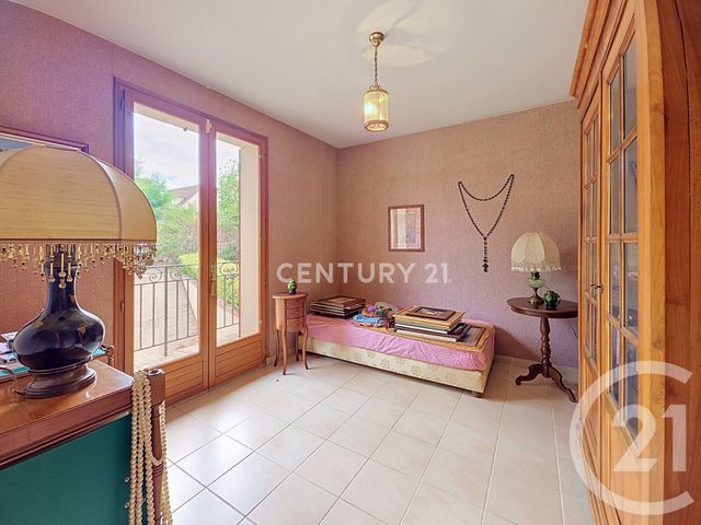 maison à vendre - 6 pièces - 190.0 m2 - NOISY LE GRAND - 93 - ILE-DE-FRANCE - Century 21 E.F.I.