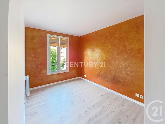 Appartement F3 à vendre - 3 pièces - 57.65 m2 - NOISY LE GRAND - 93 - ILE-DE-FRANCE - Century 21 E.F.I.