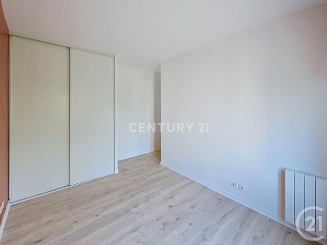 Appartement F3 à vendre - 3 pièces - 57.65 m2 - NOISY LE GRAND - 93 - ILE-DE-FRANCE - Century 21 E.F.I.