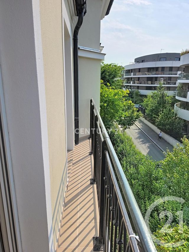Appartement F3 à vendre - 3 pièces - 57.65 m2 - NOISY LE GRAND - 93 - ILE-DE-FRANCE - Century 21 E.F.I.
