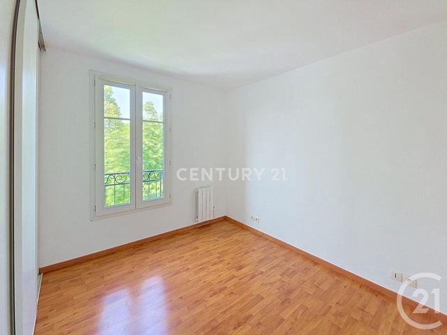 Appartement F3 à vendre - 3 pièces - 57.65 m2 - NOISY LE GRAND - 93 - ILE-DE-FRANCE - Century 21 E.F.I.