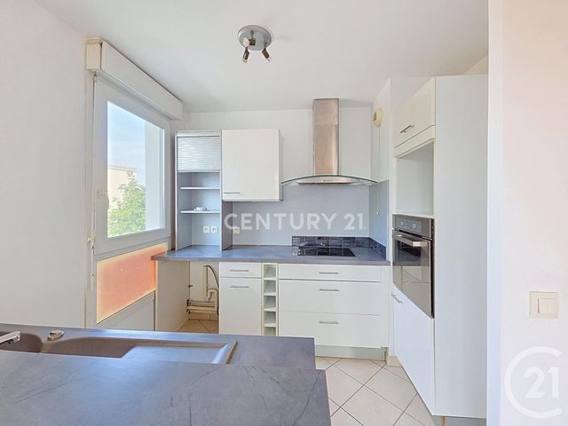 Appartement F3 à vendre - 3 pièces - 57.65 m2 - NOISY LE GRAND - 93 - ILE-DE-FRANCE - Century 21 E.F.I.