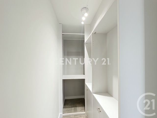 Appartement F4 à vendre - 4 pièces - 82.02 m2 - NOISY LE GRAND - 93 - ILE-DE-FRANCE - Century 21 E.F.I.