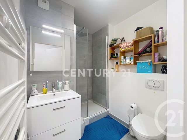Appartement F4 à vendre - 4 pièces - 82.02 m2 - NOISY LE GRAND - 93 - ILE-DE-FRANCE - Century 21 E.F.I.