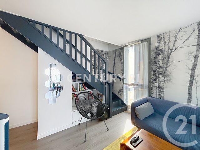 Appartement F4 à vendre - 4 pièces - 82.02 m2 - NOISY LE GRAND - 93 - ILE-DE-FRANCE - Century 21 E.F.I.