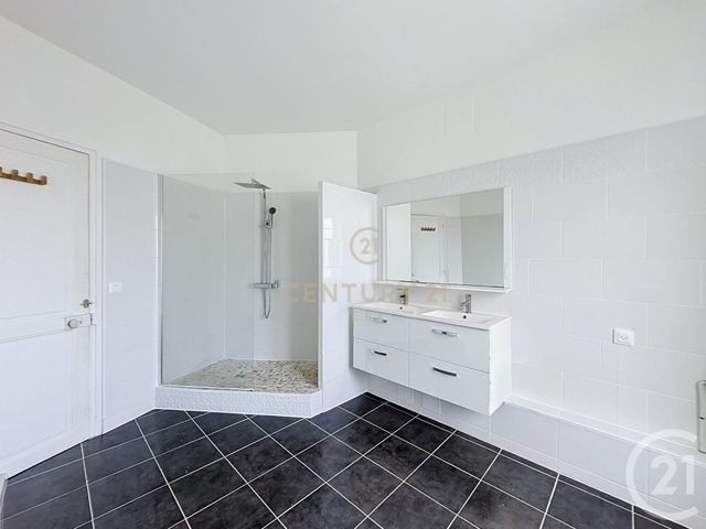 maison à vendre - 7 pièces - 139.97 m2 - NOISIEL - 77 - ILE-DE-FRANCE - Century 21 E.F.I.