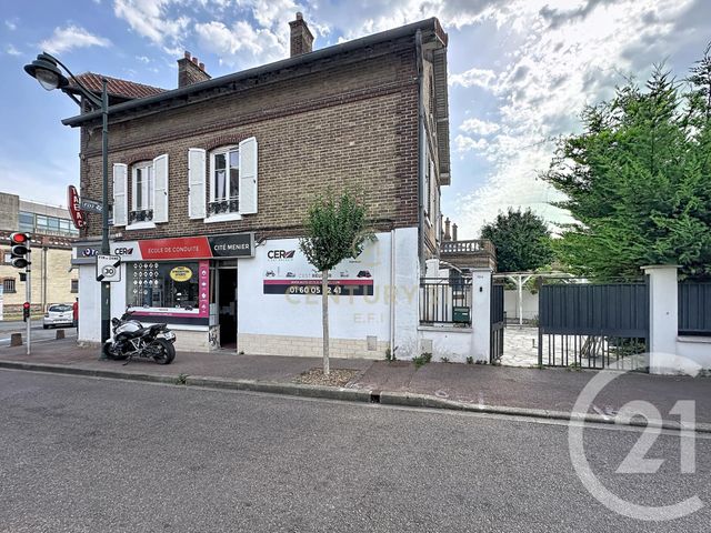 maison à vendre - 7 pièces - 139.97 m2 - NOISIEL - 77 - ILE-DE-FRANCE - Century 21 E.F.I.