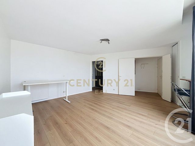 Appartement F2 à vendre - 2 pièces - 48.17 m2 - NOISY LE GRAND - 93 - ILE-DE-FRANCE - Century 21 E.F.I.