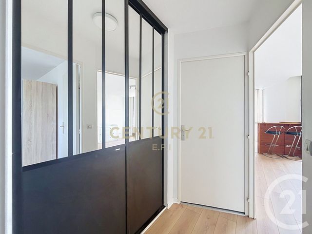 Appartement F2 à vendre - 2 pièces - 48.17 m2 - NOISY LE GRAND - 93 - ILE-DE-FRANCE - Century 21 E.F.I.