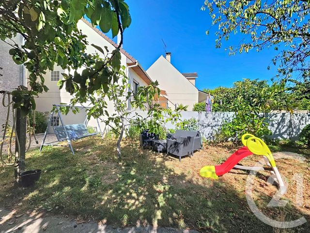 maison à vendre - 6 pièces - 135.0 m2 - NOISY LE GRAND - 93 - ILE-DE-FRANCE - Century 21 E.F.I.