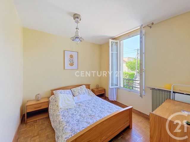 maison à vendre - 6 pièces - 135.0 m2 - NOISY LE GRAND - 93 - ILE-DE-FRANCE - Century 21 E.F.I.