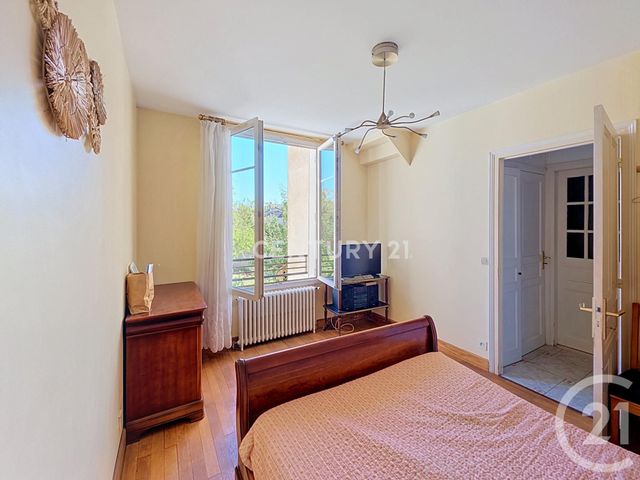 maison à vendre - 6 pièces - 135.0 m2 - NOISY LE GRAND - 93 - ILE-DE-FRANCE - Century 21 E.F.I.