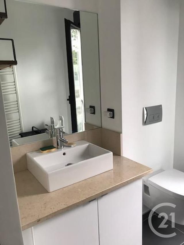 Appartement Studio à louer - 1 pièce - 28.5 m2 - GOURNAY SUR MARNE - 93 - ILE-DE-FRANCE - Century 21 E.F.I.