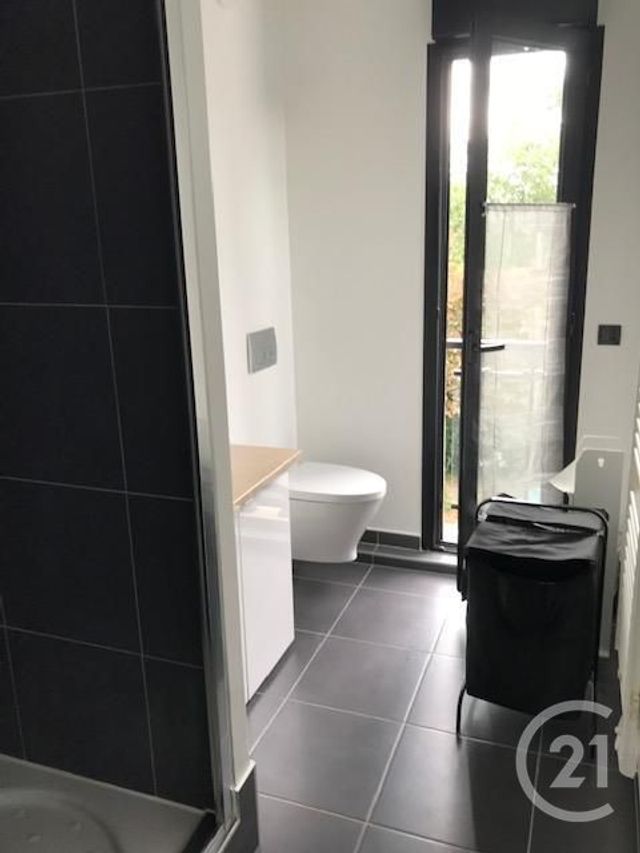 Appartement Studio à louer - 1 pièce - 28.5 m2 - GOURNAY SUR MARNE - 93 - ILE-DE-FRANCE - Century 21 E.F.I.