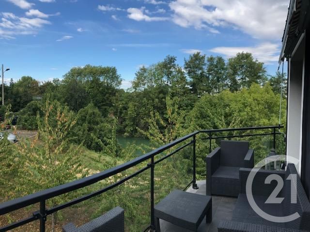 Appartement Studio à louer - 1 pièce - 28.5 m2 - GOURNAY SUR MARNE - 93 - ILE-DE-FRANCE - Century 21 E.F.I.