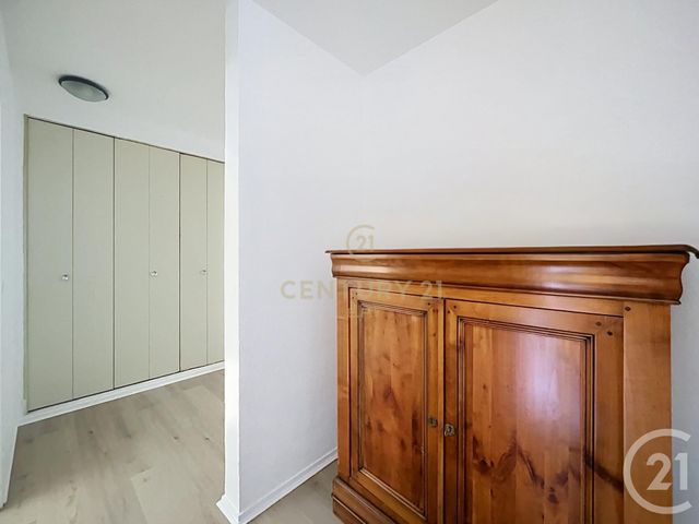 Appartement F4 à vendre - 4 pièces - 80.06 m2 - NOISY LE GRAND - 93 - ILE-DE-FRANCE - Century 21 E.F.I.