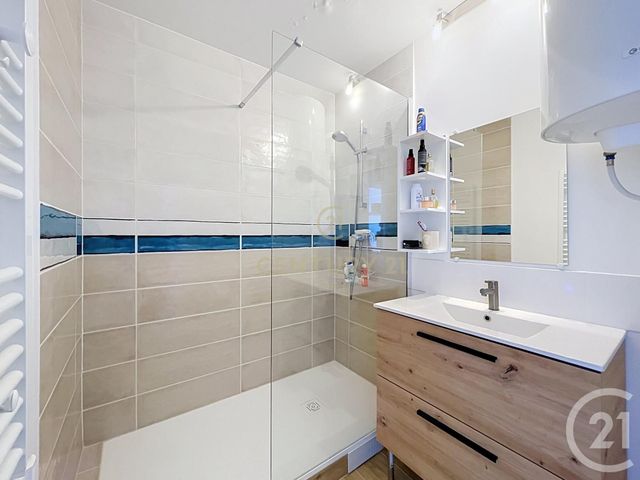 Appartement F4 à vendre - 4 pièces - 80.06 m2 - NOISY LE GRAND - 93 - ILE-DE-FRANCE - Century 21 E.F.I.