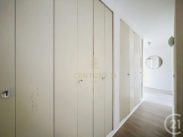 Appartement F4 à vendre - 4 pièces - 80.06 m2 - NOISY LE GRAND - 93 - ILE-DE-FRANCE - Century 21 E.F.I.