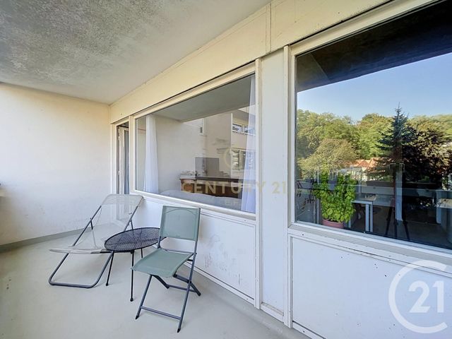 Appartement F4 à vendre - 4 pièces - 80.06 m2 - NOISY LE GRAND - 93 - ILE-DE-FRANCE - Century 21 E.F.I.