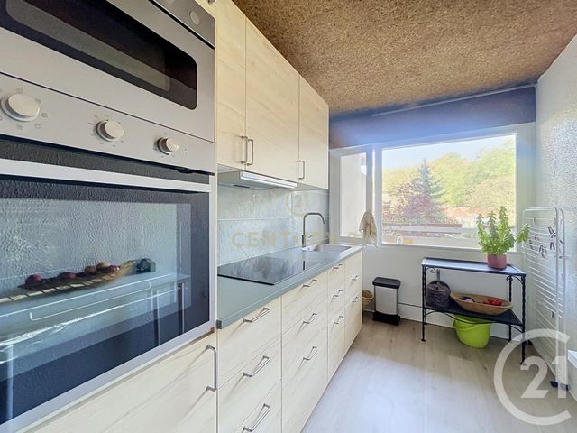 Appartement F4 à vendre - 4 pièces - 80.06 m2 - NOISY LE GRAND - 93 - ILE-DE-FRANCE - Century 21 E.F.I.