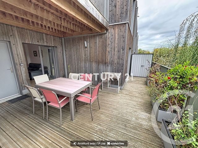 Appartement F3 à louer - 3 pièces - 58.1 m2 - NOISY LE GRAND - 93 - ILE-DE-FRANCE - Century 21 E.F.I.