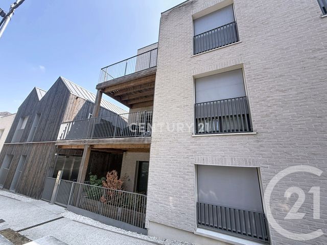 Appartement F3 à louer - 3 pièces - 58.1 m2 - NOISY LE GRAND - 93 - ILE-DE-FRANCE - Century 21 E.F.I.