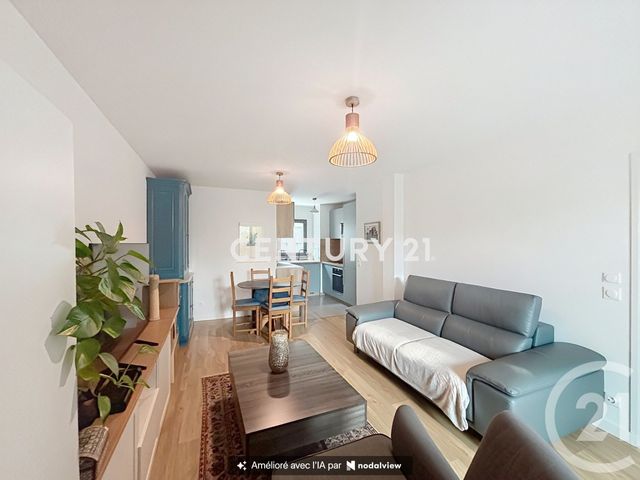 Appartement F3 à louer - 3 pièces - 58.1 m2 - NOISY LE GRAND - 93 - ILE-DE-FRANCE - Century 21 E.F.I.