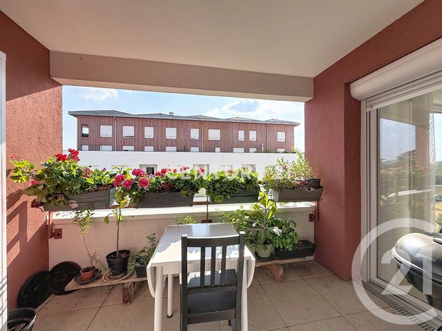 Appartement F2 à vendre - 2 pièces - 37.0 m2 - NEUILLY SUR MARNE - 93 - ILE-DE-FRANCE - Century 21 E.F.I.