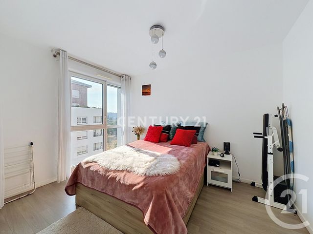 Appartement F2 à vendre - 2 pièces - 37.0 m2 - NEUILLY SUR MARNE - 93 - ILE-DE-FRANCE - Century 21 E.F.I.