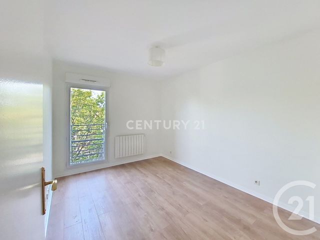 Appartement F2 à louer - 2 pièces - 42.03 m2 - CHAMPS SUR MARNE - 77 - ILE-DE-FRANCE - Century 21 E.F.I.
