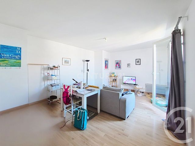Appartement F3 à louer - 3 pièces - 53.84 m2 - NOISY LE GRAND - 93 - ILE-DE-FRANCE - Century 21 E.F.I.