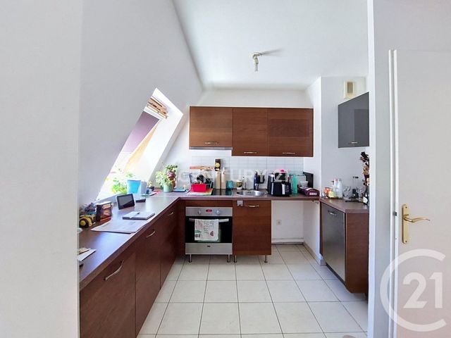 Appartement F3 à louer - 3 pièces - 53.84 m2 - NOISY LE GRAND - 93 - ILE-DE-FRANCE - Century 21 E.F.I.