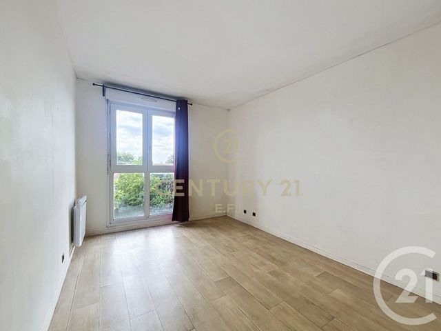 Appartement F3 à vendre - 3 pièces - 67.34 m2 - NOISY LE GRAND - 93 - ILE-DE-FRANCE - Century 21 E.F.I.