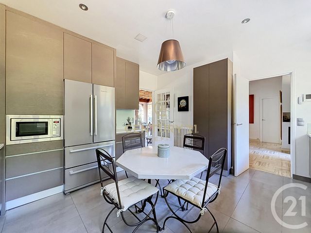 maison à vendre - 8 pièces - 241.42 m2 - NOISY LE GRAND - 93 - ILE-DE-FRANCE - Century 21 E.F.I.