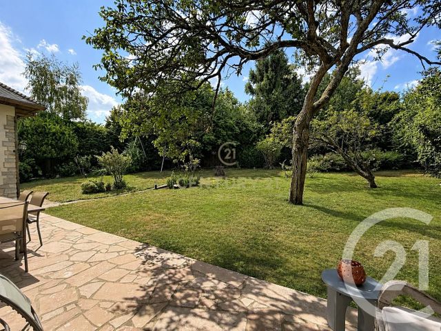 maison à vendre - 8 pièces - 241.42 m2 - NOISY LE GRAND - 93 - ILE-DE-FRANCE - Century 21 E.F.I.