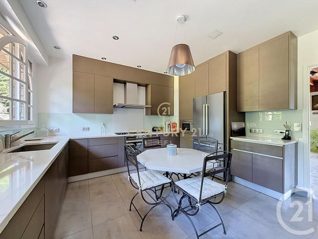 maison à vendre - 8 pièces - 241.42 m2 - NOISY LE GRAND - 93 - ILE-DE-FRANCE - Century 21 E.F.I.