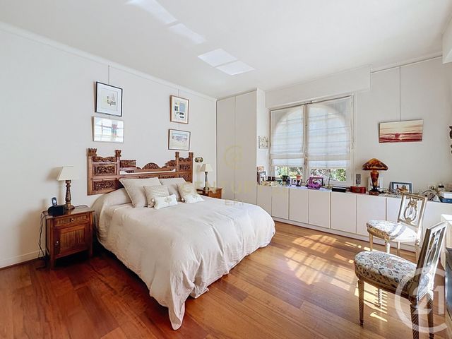 maison à vendre - 8 pièces - 241.42 m2 - NOISY LE GRAND - 93 - ILE-DE-FRANCE - Century 21 E.F.I.