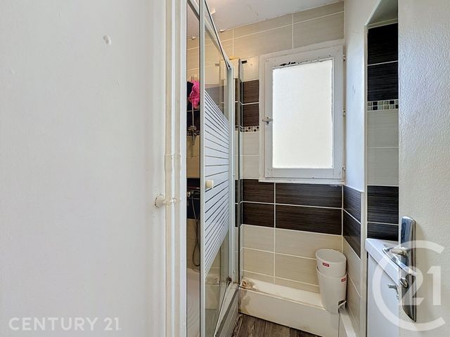 Appartement F5 à vendre - 5 pièces - 90.65 m2 - CHAMPS SUR MARNE - 77 - ILE-DE-FRANCE - Century 21 E.F.I.