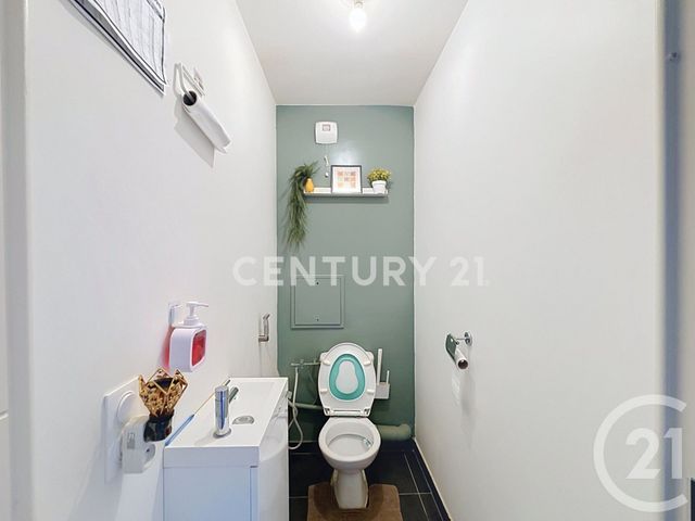Appartement T3 à vendre - 3 pièces - 60.91 m2 - NOISY LE GRAND - 93 - ILE-DE-FRANCE - Century 21 E.F.I.