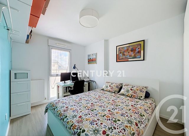 Appartement F2 à vendre - 2 pièces - 38.06 m2 - NOISY LE GRAND - 93 - ILE-DE-FRANCE - Century 21 E.F.I.