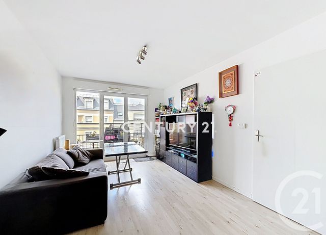 Appartement F2 à vendre - 2 pièces - 38.06 m2 - NOISY LE GRAND - 93 - ILE-DE-FRANCE - Century 21 E.F.I.