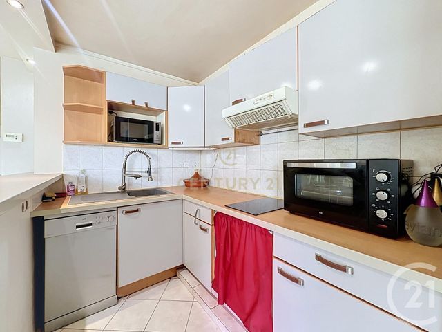 Appartement F2 à vendre - 2 pièces - 56.52 m2 - NOISY LE GRAND - 93 - ILE-DE-FRANCE - Century 21 E.F.I.