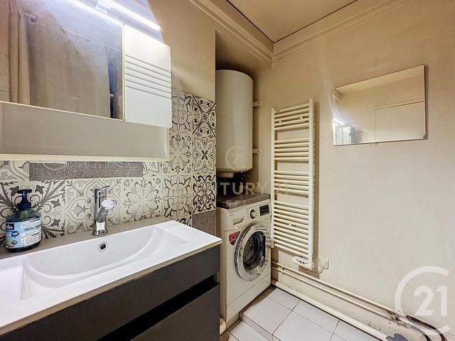 Appartement F2 à vendre - 2 pièces - 56.52 m2 - NOISY LE GRAND - 93 - ILE-DE-FRANCE - Century 21 E.F.I.