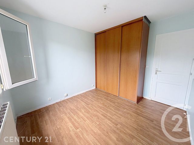 Appartement F3 à louer - 3 pièces - 64.16 m2 - NOISY LE GRAND - 93 - ILE-DE-FRANCE - Century 21 E.F.I.